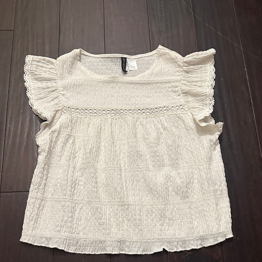 Divided Textured White Top